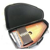 Vintage Autoharp Oscar Schmidt