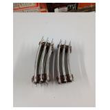Eight pieces of short curved pltrack