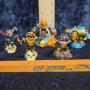 Collectibles Online Auction EVERYTHING STARTS AT $1