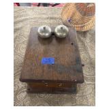 Hand crank wall phone