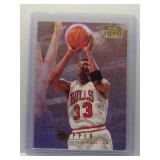 Scottie Pippen 1996 Skybox Premium