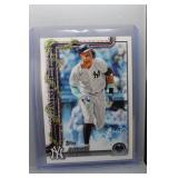 Aaron Judge 2025 topps holiday