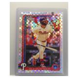 Kyle Schwarber 2025 Topps Chrome X-Fractor