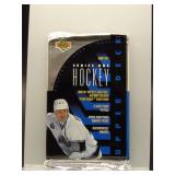 1993-94 Upper Deck Series 1 Hockey Sealed Pack