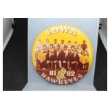 1981-82 Hawkeyes basketball pin