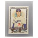 Yoshinobu Yamamoto 2025 Topps Allen & Ginter