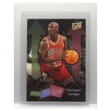 Michael Jordan 1997 Fleer Ultra Step-It-Up
