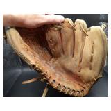 Dwight Gooden Spalding Baseball Glove