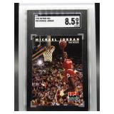 Michael Jordan 1992 Skybox USA SGC 8.5