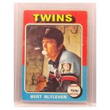 Bert Blyleven blowing bubble 1975 Topps