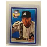 Derek Jeter 2000 Fleer Oreo Stacking Contest