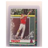 Mike Trout 2019 Topps Holiday