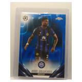 Denzel Dumfries 2024 Topps Chrome blue lava
