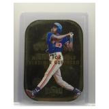 Vladimir Guerrero 1997 Metal Universe Gold Die Cut