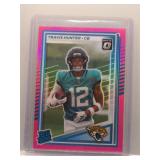 Travis Hunter 2025 Optic rookie pink ref.