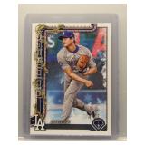 Shohei Ohtani 2025 Topps Holiday pitching