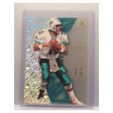 Dan Marino 1998 Skybox EX 2000