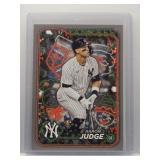 Aaron Judge 2025 Topps Holiday Glitter