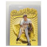 Greg Maddux 2000 Topps hands of gold