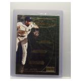 Derek Jeter 2000 Skybox Technique