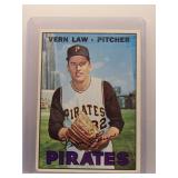Vern Law 1967 Topps
