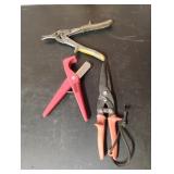 Pipe cutter and snips