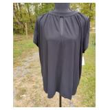 Nordstrom Halogen ladies top size XL. With tags