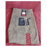 GAP 5 pocket pant size 34 x 32. Grey