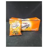 8 bags pepperidge farm goldfish cheddar crackers