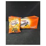 8 bags Pepperidge Farm Goldfish cheddar crackers