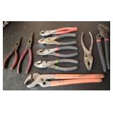 Pliers