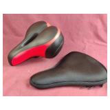 Bicycle seat with cushioned pad