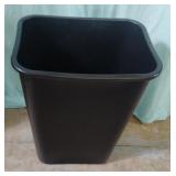 10gal trash can. New. 20" tall