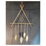 Goldtone leaf triangle wind chime 14x22