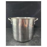 Soup pot no lid 8.75" tall 10" wide