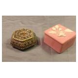 Ceramic trinket boxes