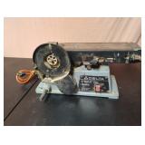Delta 4" belt/6" disc sander. Works