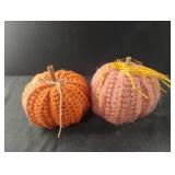 Pumpkins handle and crocheted with cinnamon Pumpkins handle and crocheted with cinnamon