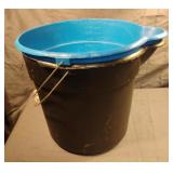 3 gal buckets with pour spouts with handles