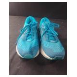 Brooks  ladies size 8.5 tennis shoes