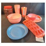 Plastic cups, bowls, ice cube tray, dispenser Plastic cups, bowls, ice cube tray, dispenser