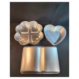 Wilton cake pans Wilton cake pans