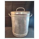 Vintage 17" heavy duty aluminum pot or bin, Vintage 17" heavy duty aluminum pot or bin,