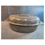 Small black enamel roaster 12x5.5 Small black enamel roaster 12x5.5