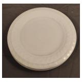 Hard plastic 10.5" plates. Set of 4 Hard plastic 10.5" plates. Set of 4