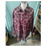 Stone Creek size L mens button up shirt