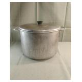 Aluminum pot with lid Aluminum pot with lid