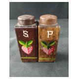 Vintage Woodcrest By Styson Strawberry Wooden