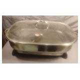 Electric skillet with lid. Works Electric skillet with lid. Works