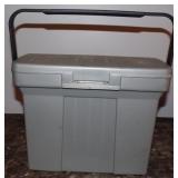 Plastic Storage Container with Handle & Closing